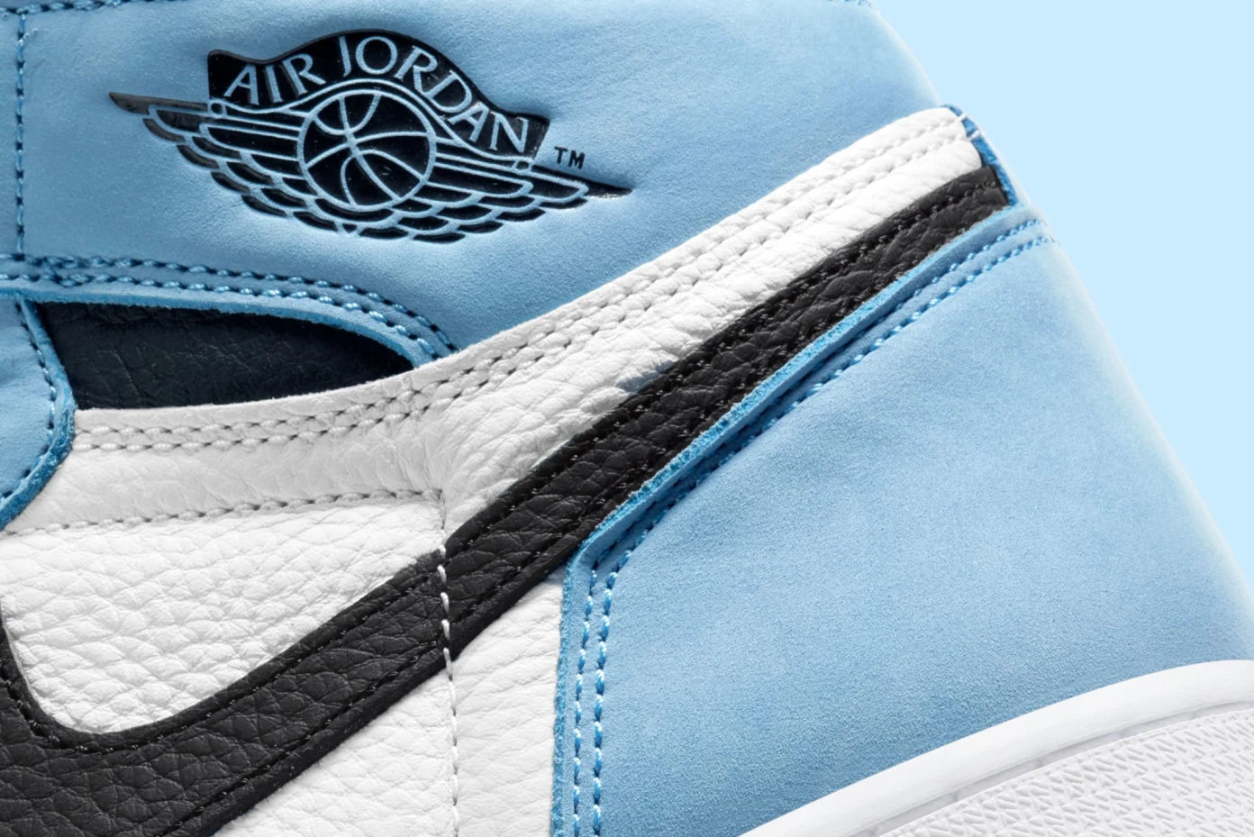 JORDAN 1 HIGH RETRO UNIVERSITY BLUE (MENS)