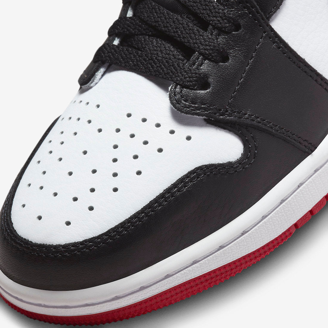 JORDAN 1 LOW OG BLACK TOE (MENS)