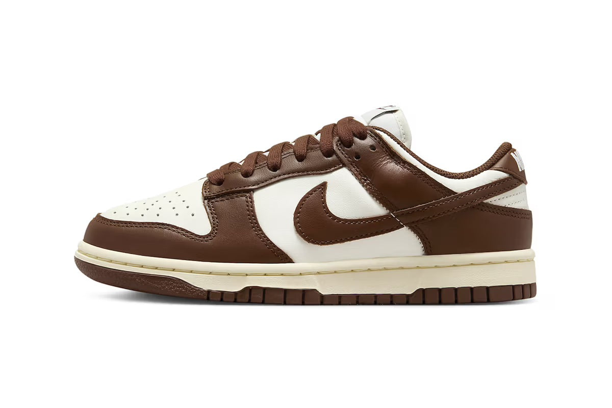 NIKE DUNK LOW CACAO WOW MOCHA BROWN SAIL (WOMENS)