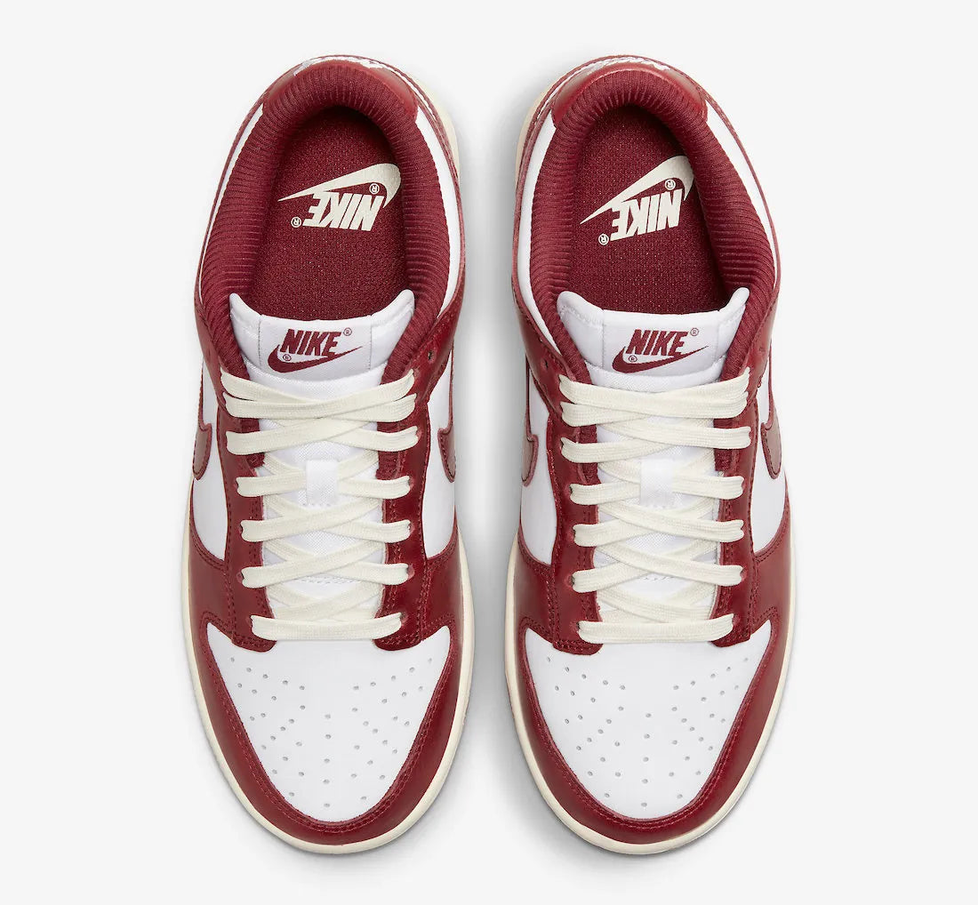 NIKE DUNK LOW VINTAGE TEAM RED (WOMENS)