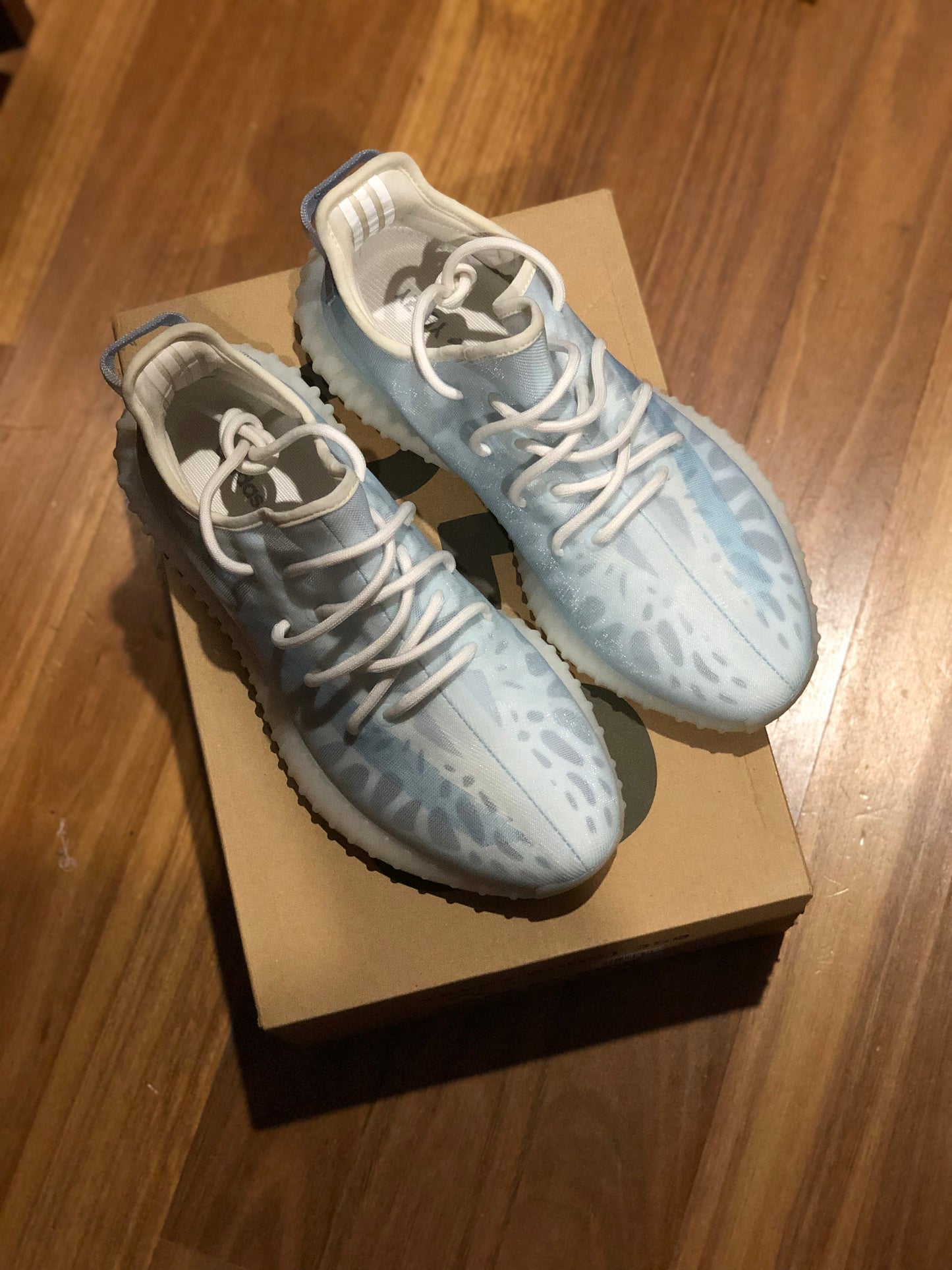 YEEZY 350 MONO ICE US 9 MENS PREOWNED