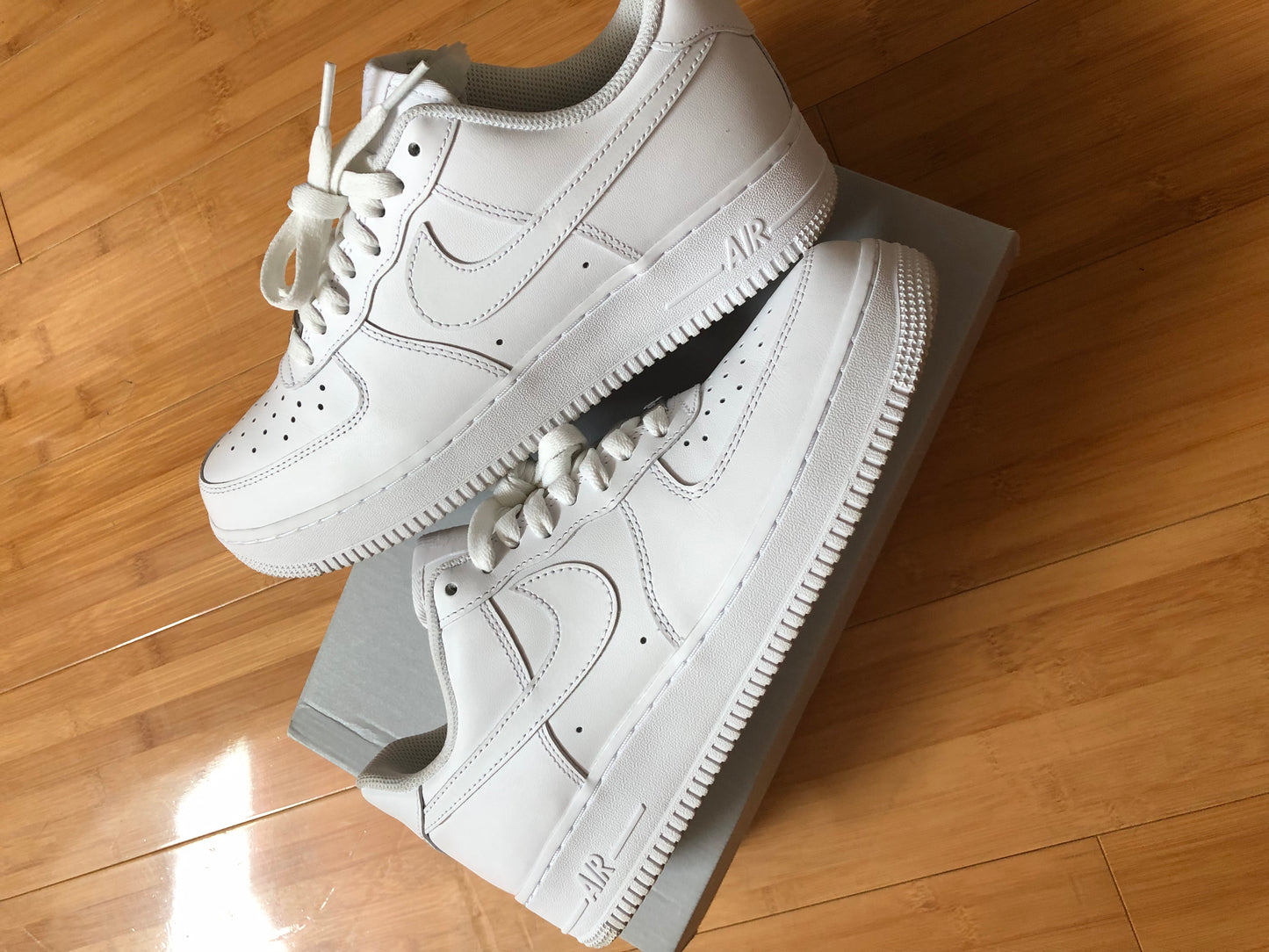 NIKE AIR FORCE 1 LOW TRIPLE WHITE US 10W (8.5 MENS) PREOWNED