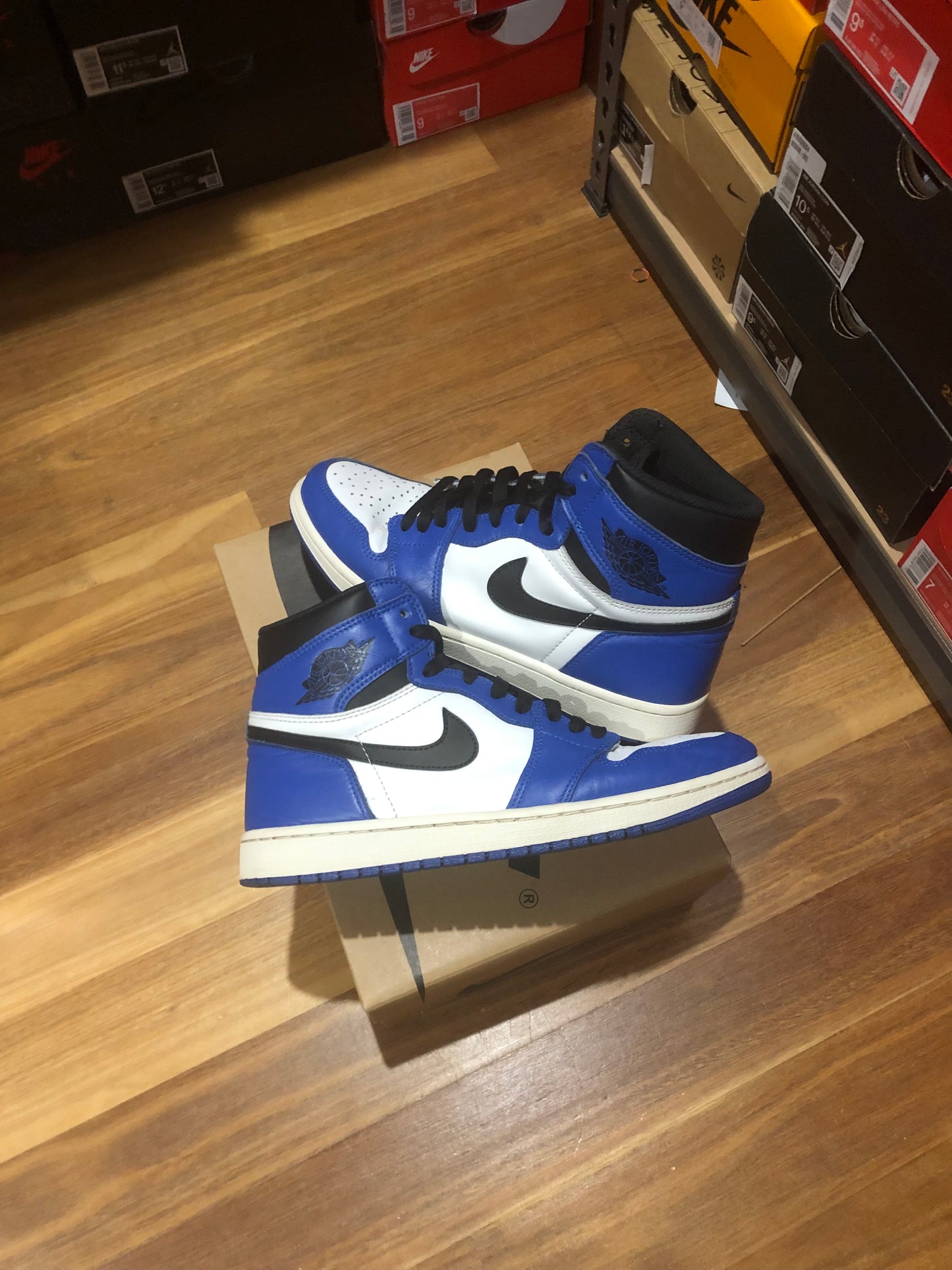 JORDAN 1 HIGH GAME ROYAL US 9.5 PREOWNED