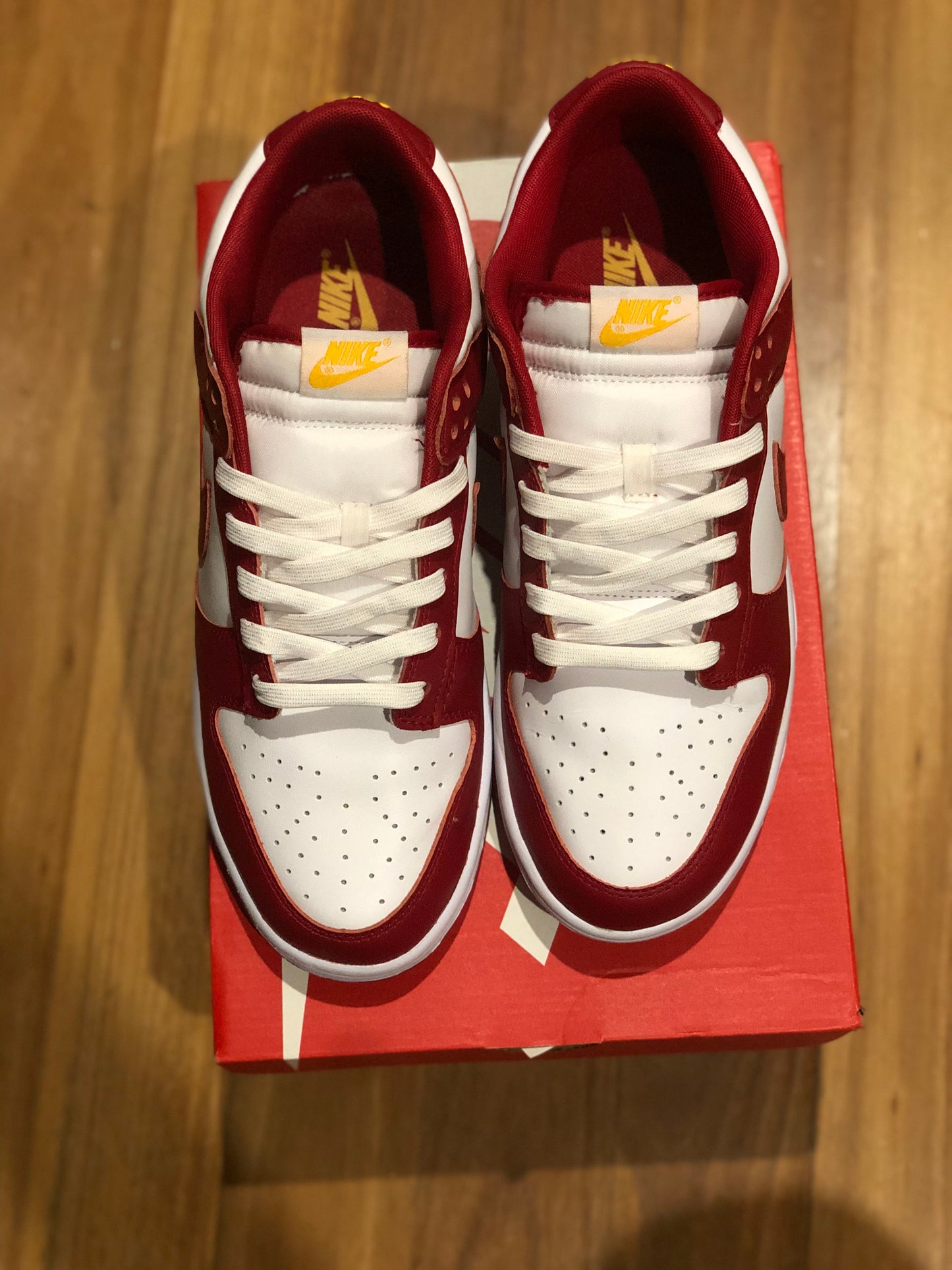 NIKE DUNK LOW USC US 11 (MENS) PREOWNED